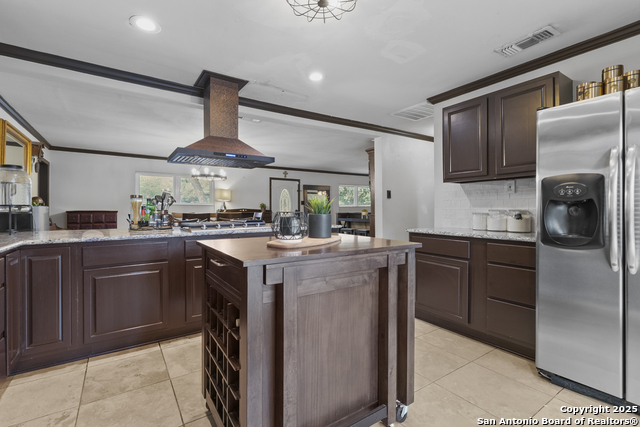 Image 13 of 40 For 26410 Teepee