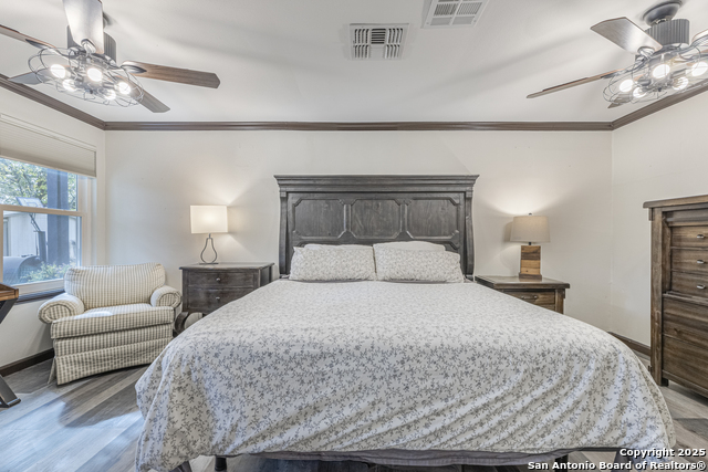 Image 18 of 40 For 26410 Teepee