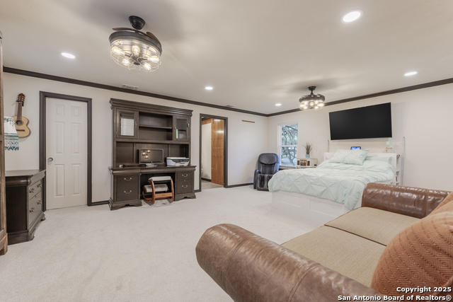 Image 25 of 40 For 26410 Teepee