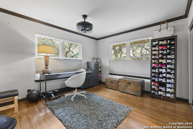 Image 27 of 40 For 26410 Teepee