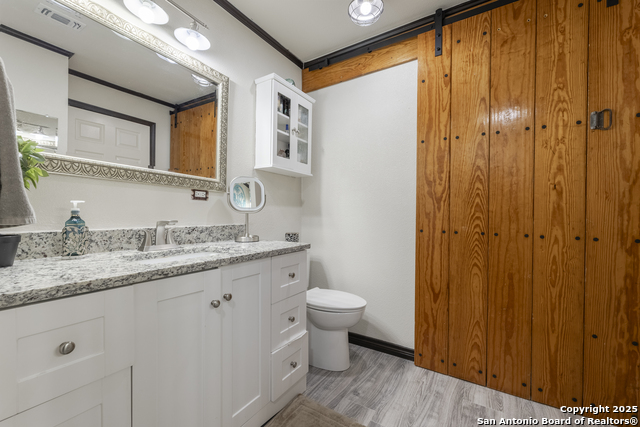 Image 31 of 40 For 26410 Teepee