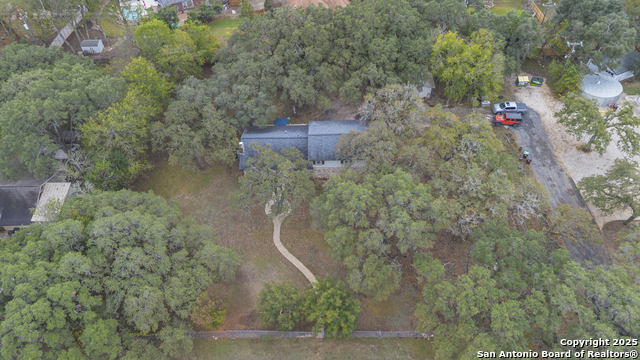 Image 38 of 40 For 26410 Teepee