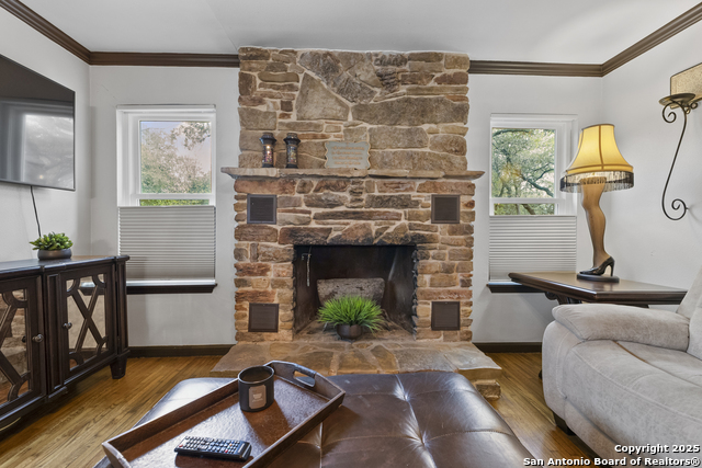 Image 6 of 40 For 26410 Teepee