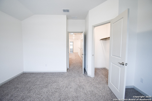 Image 32 of 37 For 10211 Tulipwood Run 101