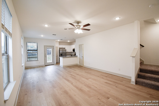 Image 7 of 37 For 10211 Tulipwood Run 101