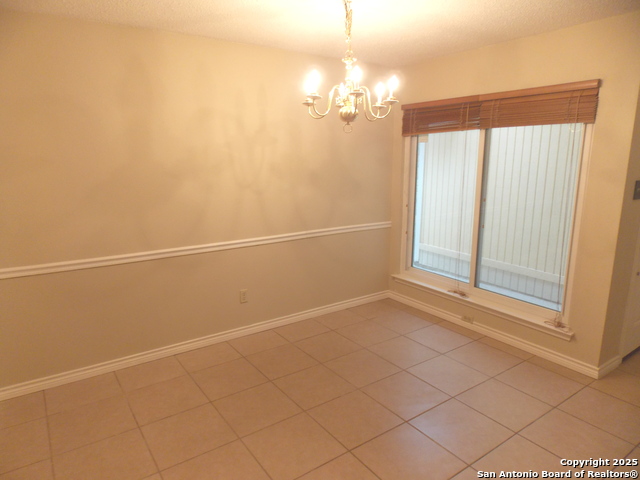 Image 11 of 34 For 7427 Silent Path