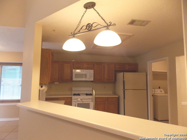 Image 12 of 34 For 7427 Silent Path