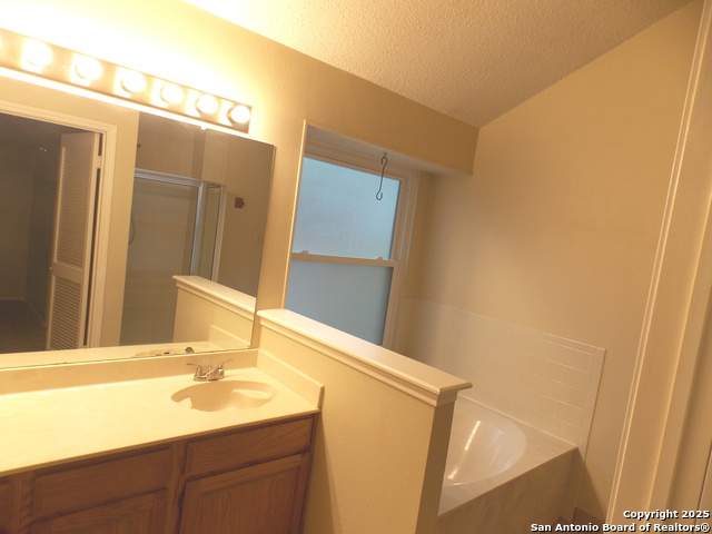 Image 18 of 34 For 7427 Silent Path