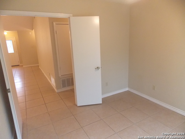 Image 25 of 34 For 7427 Silent Path