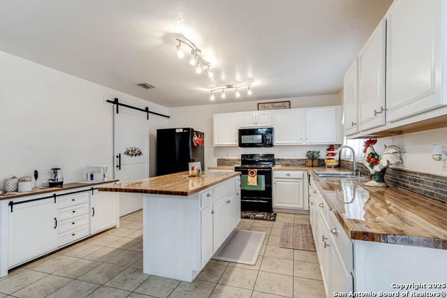 Image 14 of 36 For 6018 Plumbago Pl