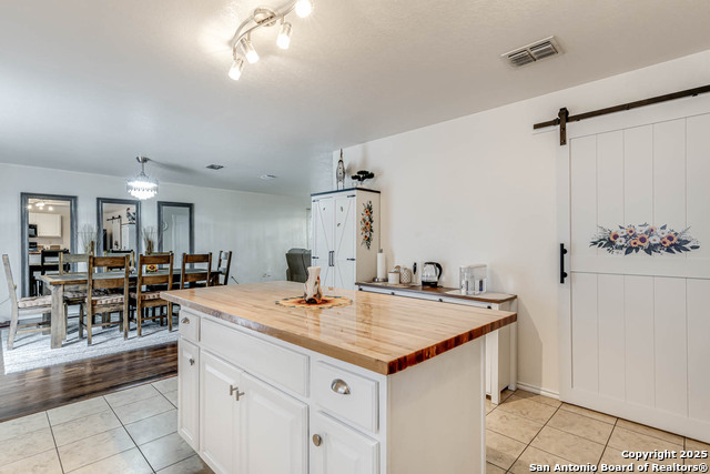 Image 18 of 36 For 6018 Plumbago Pl