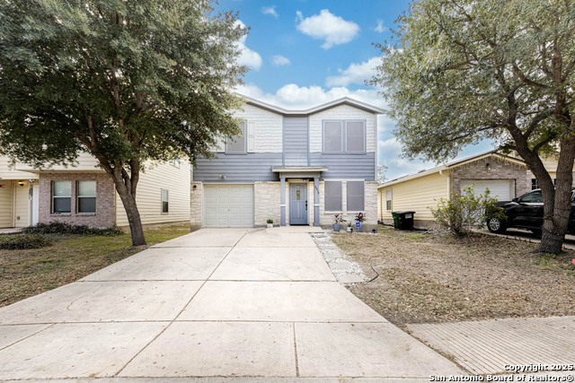 Image 2 of 36 For 6018 Plumbago Pl