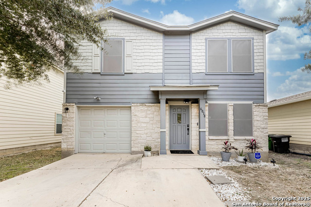 Image 3 of 36 For 6018 Plumbago Pl