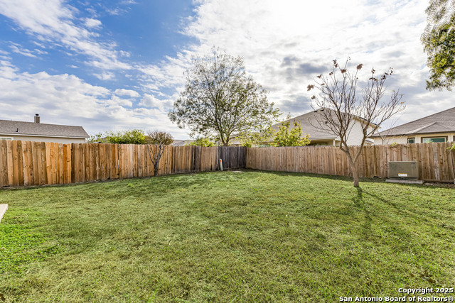 Image 35 of 36 For 6018 Plumbago Pl