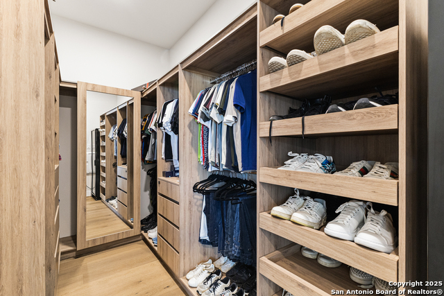 Image 21 of 50 For 20214 Bella Sky