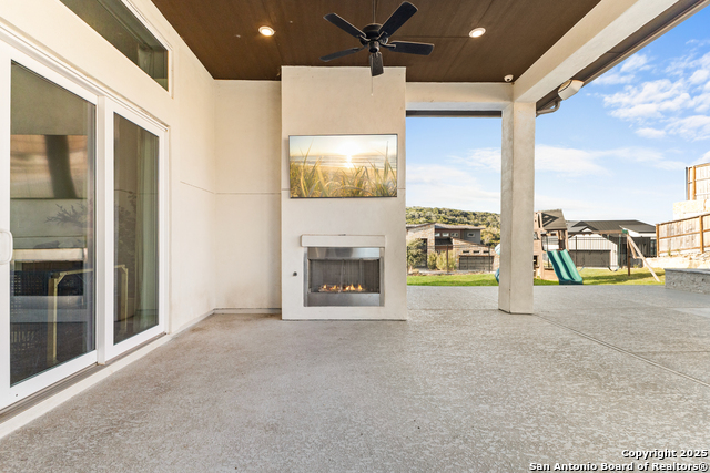 Image 42 of 50 For 20214 Bella Sky