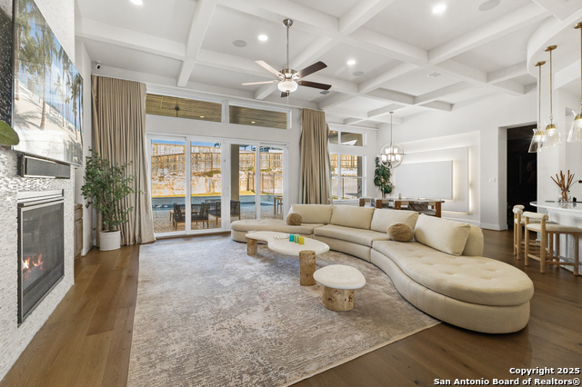 Image 7 of 50 For 20214 Bella Sky