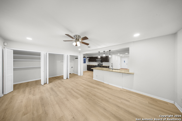 Image 13 of 20 For 126 Cresham Dr.