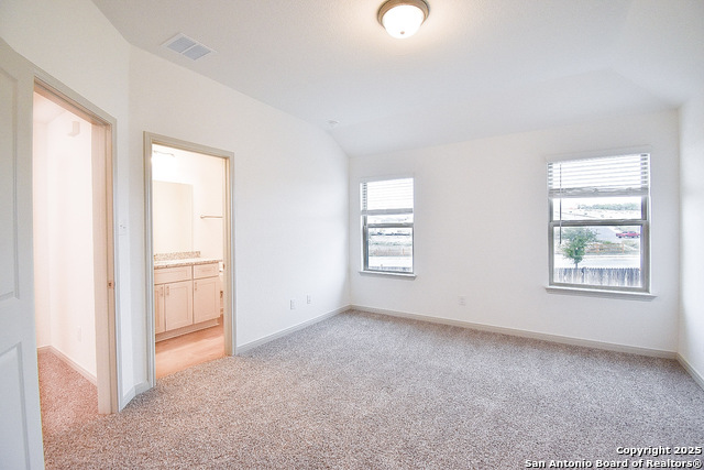 Image 18 of 41 For 10211 Tulipwood Run 102