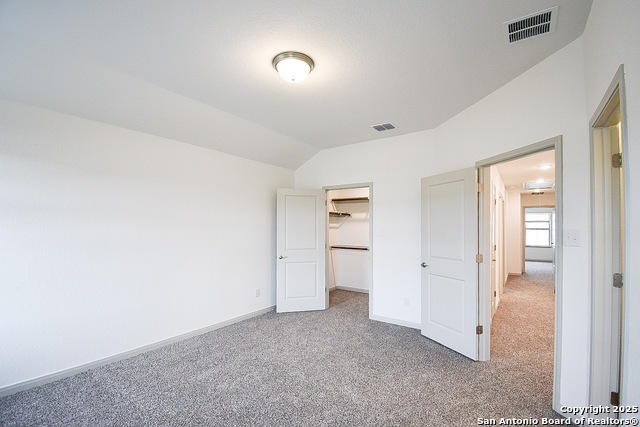 Image 19 of 41 For 10211 Tulipwood Run 102