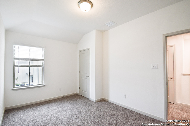 Image 27 of 41 For 10211 Tulipwood Run 102