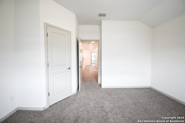 Image 35 of 41 For 10211 Tulipwood Run 102