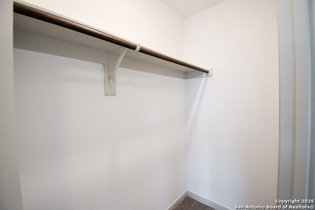 Image 36 of 41 For 10211 Tulipwood Run 102