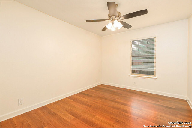 Image 17 of 20 For 10430 Elizabeth Ct