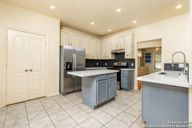 Image 7 of 20 For 10430 Elizabeth Ct