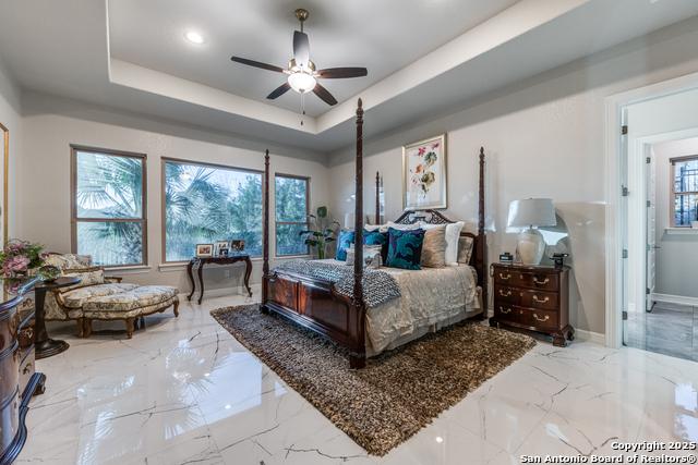 Image 16 of 29 For 21335 Rembrandt