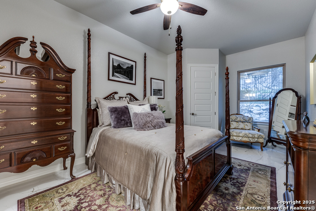 Image 20 of 29 For 21335 Rembrandt