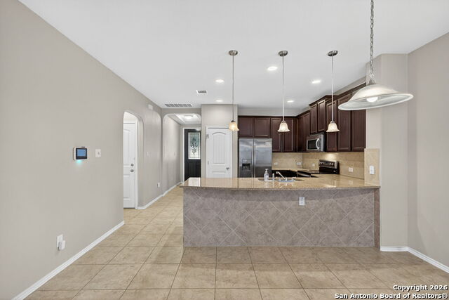 Image 12 of 33 For 10405 Macarthur