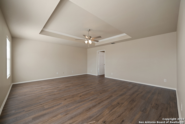 Image 19 of 30 For 144 Crest Blf