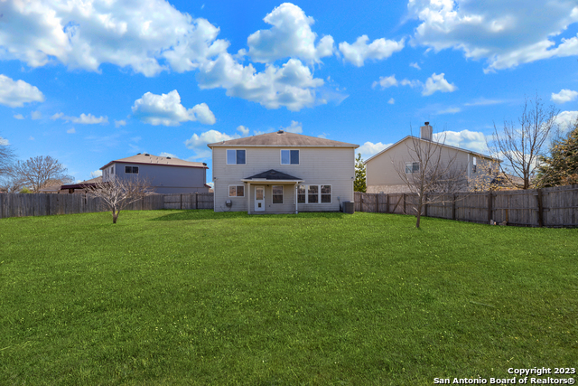 Image 29 of 30 For 144 Crest Blf