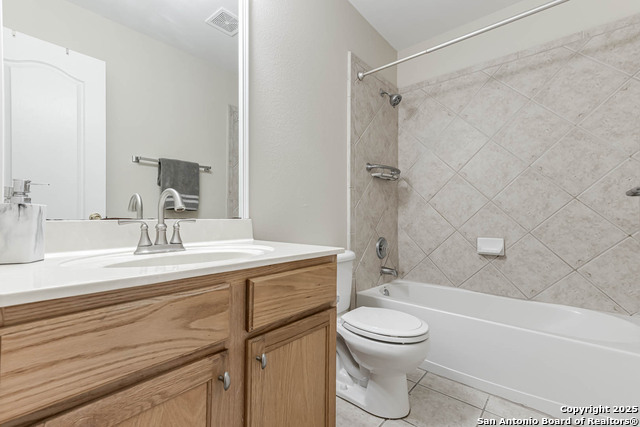 Listing photo id 29 for 18719 Rogers Pass