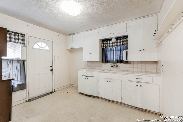 Image 5 of 12 For 119 Livingston