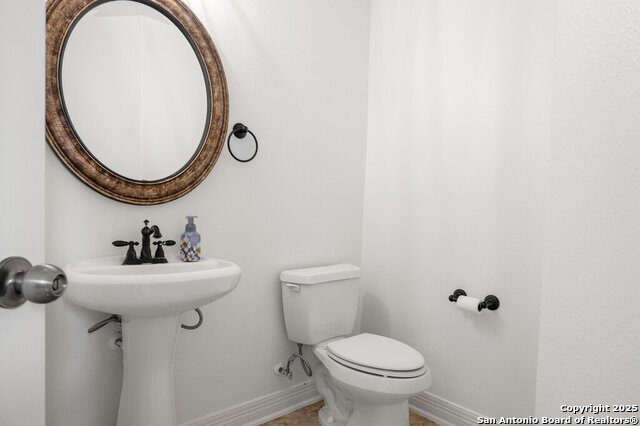 Image 29 of 30 For 21706 Eden Rose