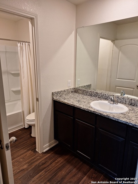 Image 23 of 29 For 3707 Vesper