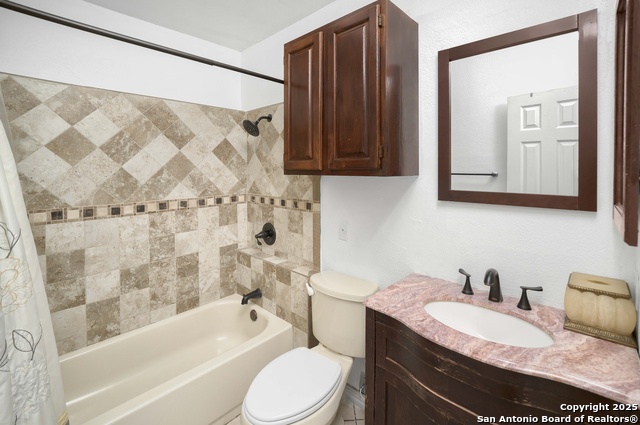 Image 15 of 17 For 14745 Babcock Rd 103