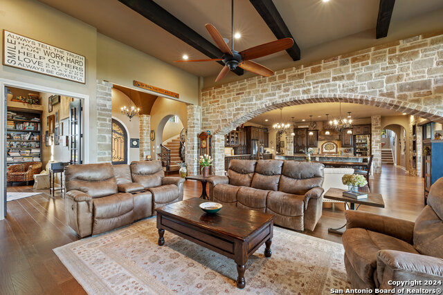 Image 14 of 64 For 1039 Bluewater Place