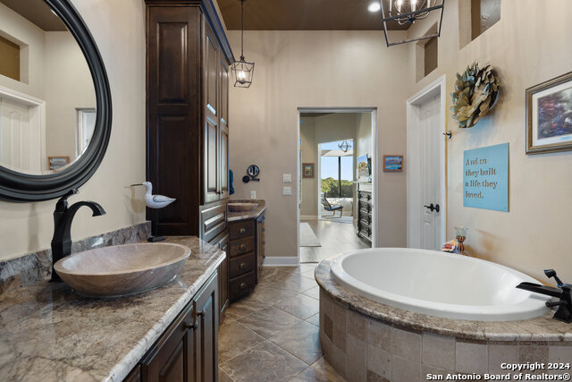 Image 29 of 64 For 1039 Bluewater Place