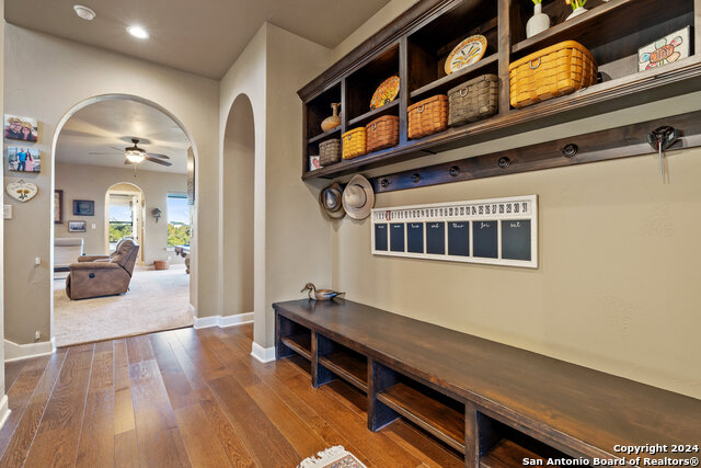 Image 43 of 64 For 1039 Bluewater Place