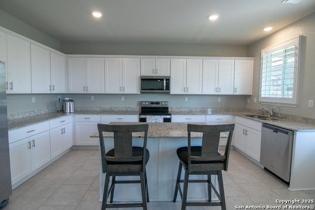 Listing photo id 12 for 10322 Lady Bird