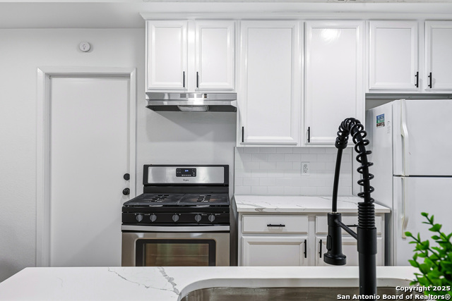 Image 14 of 31 For 10911 Putman Farm