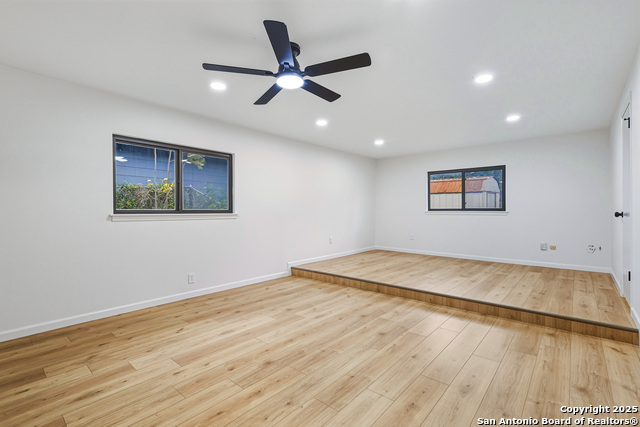 Image 17 of 31 For 10911 Putman Farm