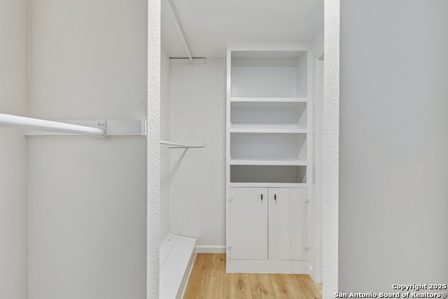 Image 21 of 31 For 10911 Putman Farm