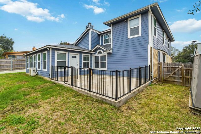 Image 31 of 32 For 14658 Highland Ridge