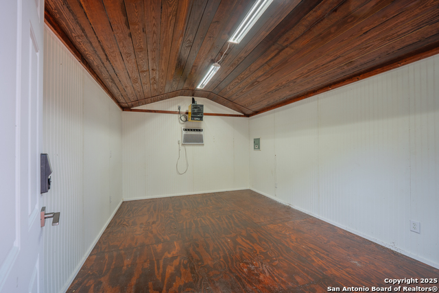 Image 23 of 25 For 6306 Fort Maddin