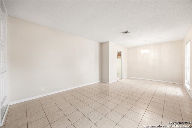 Image 3 of 20 For 5311 Winridge