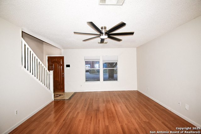 Image 19 of 37 For 5515 Champions Hill Dr